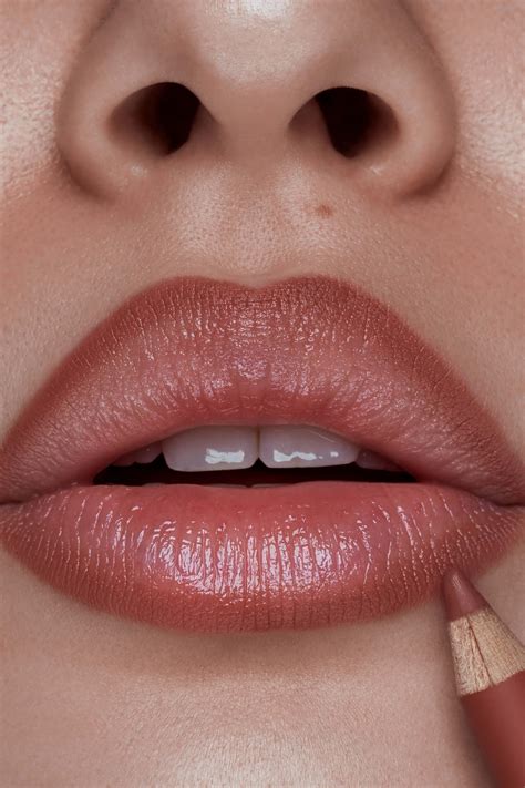 Lip Line Magic: Enhancing Your Natural Lip Shape